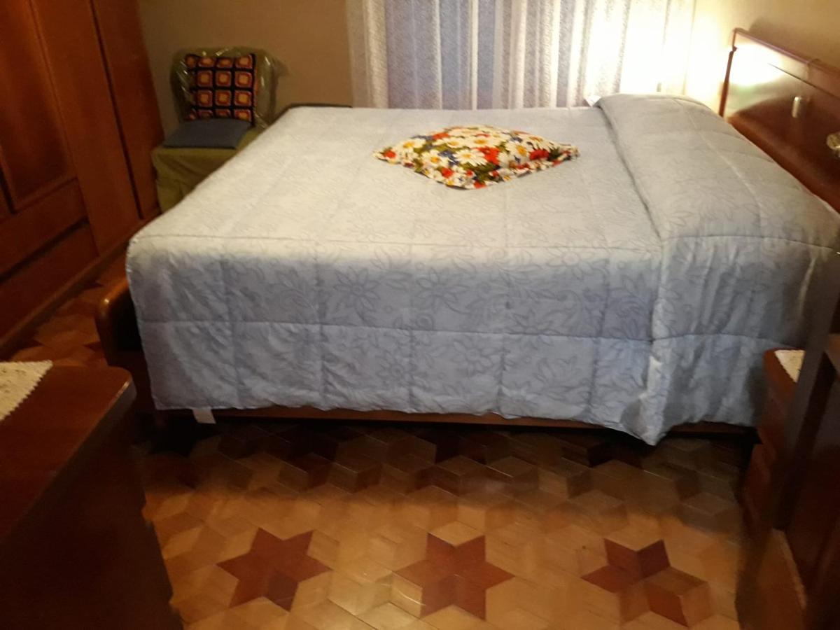 Appartamento Con Parcheggio Pubblico Sotto Casa Saint-Vincent Exterior photo